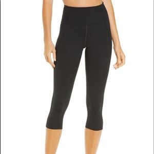Girlfriend Collective Sustainable High Waisted Cropped Leggings